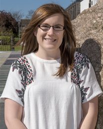 Lindsay Holowka
